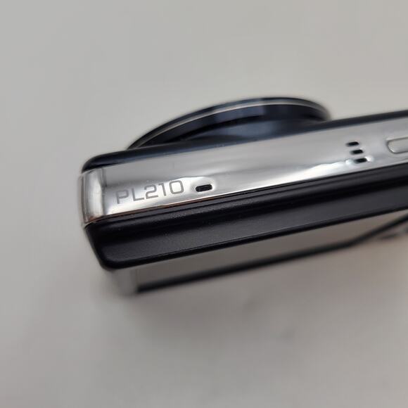 Samsung PL Series PL210 14.2MP Digital Camera Blue Fully Working Great Shape - Picture 15 of 16